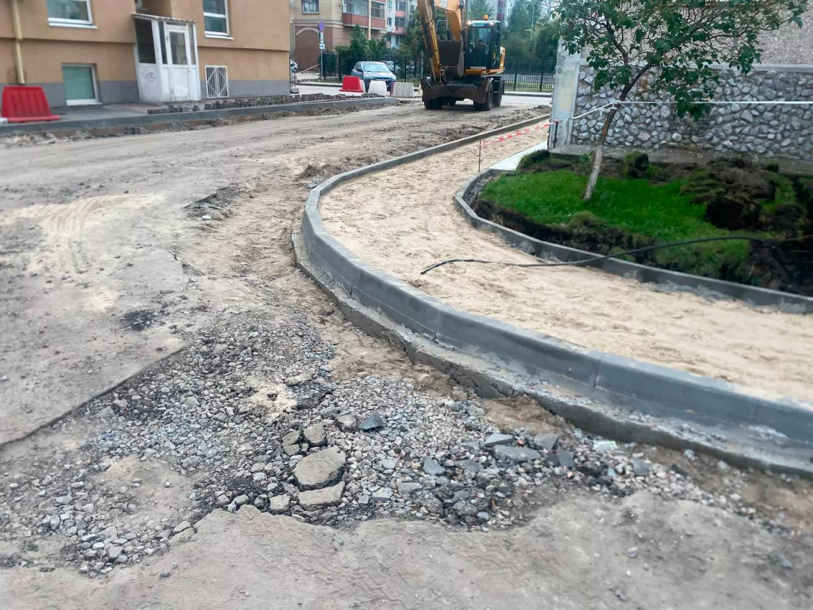 Благоустройство придомовой территории многоквартирных домов — фото 7